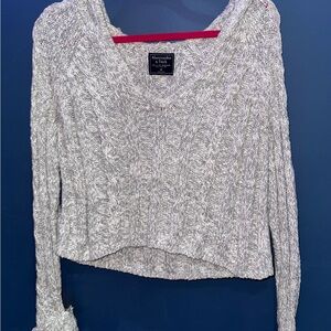 Abercrombie & Fitch Gray Cable Knit V-Neck Sweater